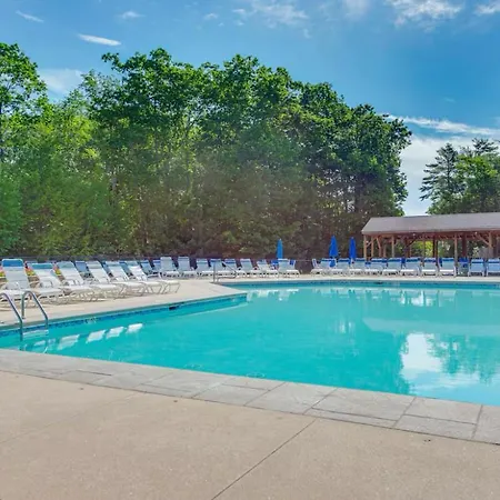 Cozy 2Br Cottage With Sun Room, Pool, Jaccuzi, Sleeps 6! 1 Mile To Beach!